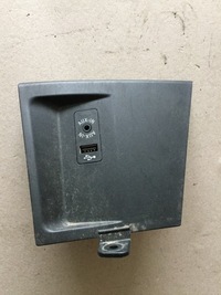 фото thumb №1, Захист mediów роз'єм usb bmw оригінальний номер 9292744