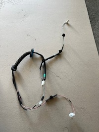 фото thumb №1, Suzuki swift mk8 джгут двері задня задня