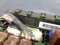 фото thumb №5, Toyota yaris ii рестайлінг 1.4 d4d 90 km коробка запобіжників 821110dm01a