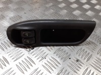 фото thumb №1, Панель керування вікон водія renault scenic i 7700431172