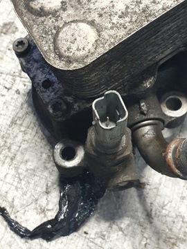 фото thumb №7, Основание фильтра масла оригинальный номер 9685997780 citroen c5 iii 2.0hdi 10r.