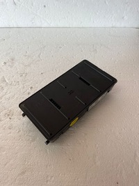 фото thumb №1, Зарядное устройство индукционная audi 85e035507