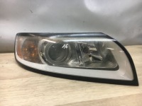 фото thumb №1, Volvo s40 v50 лампа правая передняя 30763034