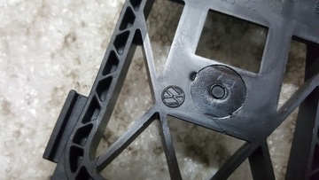 фото thumb №9, Кріплення ручка ліві vw seat skoda 5n0837885h