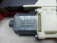 фото thumb №6, Моторчик стекло правый перед 1137328127 peugeot 407