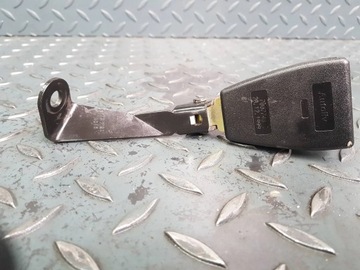 фото thumb №7, Застібка ременя безпеки праві зад 7 007 748 bmw 3 e46 cabrio