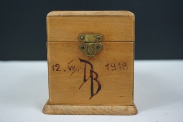 Львовская шкатулка Алоизы Хюбнера, карточная шкатулка, 1918 г.