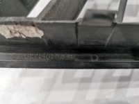 Решётка бампера средняя решётка  renault clio 3 3 рестайлинг  2009 2010 2011 2012 с Разборки, фото thumb