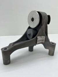 Купить Bmw f45 f49 f60 подушка кронштейн двигателя 6859794, фото thumb