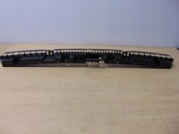 фото thumb №1, Направляющая кронштейн бампера задняя средний audi a1