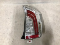 фото thumb №1, Toyota prius iii lift 11-15 лампа задняя правая euro