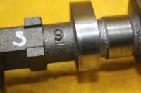 фото thumb №13, Вал розподільного валу всмоктуючий pe01 mazda 3 2.0 b e01i