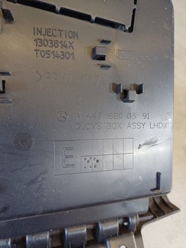 фото thumb №7, Бардачок mercedes vito iii w447 nr. a4476800391