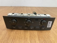 фото thumb №1, Volvo v40 s40 панель обдув 612698