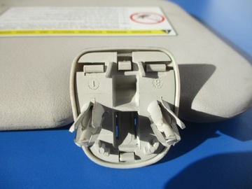 фото thumb №4, Peugeot 207 защита солнцезащитная правая+ держатель