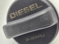 фото thumb №9, Subaru outback v 14-19 кришка заливання пального