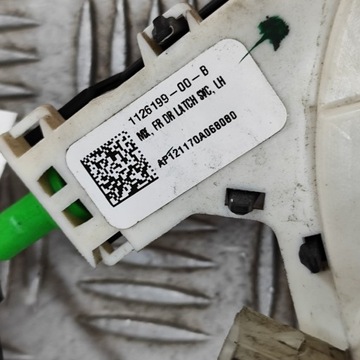 фото thumb №8, Tesla модель x 2017 перед сторона ліва вставка do замка двері