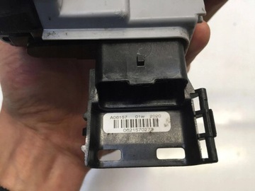 фото thumb №7, Peugeot 2008 ii 2021 замок дверь правые зад 6pin