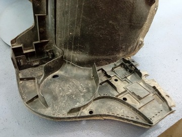 фото thumb №4, Audi q7 ii 4m підкрилок зад праві задні 4m0810172k