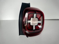 фото thumb №1, Лампа правая задняя dacia duster ii 17-