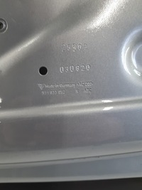 фото thumb №10, Porsche taycan 9j1 дверь правые зад