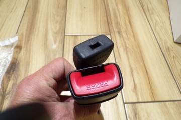 фото thumb №7, Гніздо ременя безпеки зад toyota yaris iii