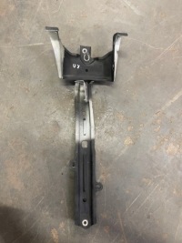 фото thumb №1, Lexus ux усилитель pas передний перед соединитель средний