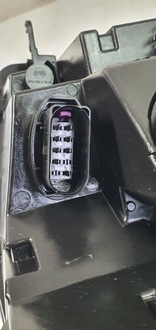 фото thumb №14, Правая лампа перед vw caddy iv 4 2k8 20-