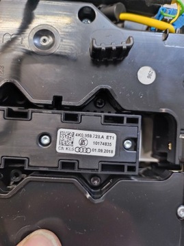 фото thumb №9, Лампа освещение потолок podsutifówki кабины audi q8 e-tron etron