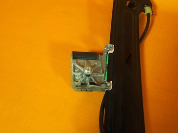 фото thumb №10, Audi a5 8t купе направляющая стёкла правая 8t0837462d