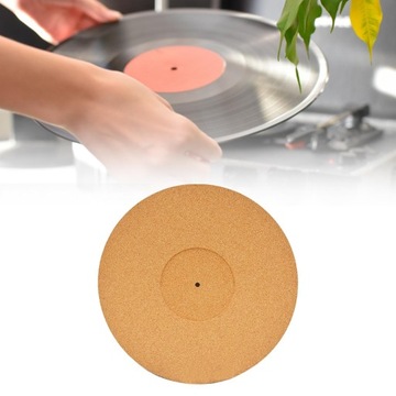 12-дюймовый проигрыватель со встроенным ковриком Slipmat.