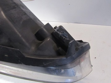 фото thumb №4, Лампа права citroen c4 picasso 06-10 9653563580