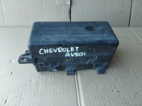 Коробка запобіжників chevrolet aveo 1 1,4b 16v в Україні, фото thumb