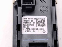 фото thumb №10, Кнопка управление стекло задних правых дверь peugeot 2008 ii 1051977299