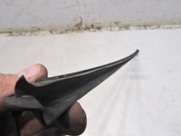 фото thumb №7, Планка скла лобовий ліва audi a4 b7 8e0854327e