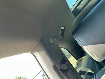 фото thumb №7, Стеля audi q7 4l s-line lubelskie панорама odstaje
