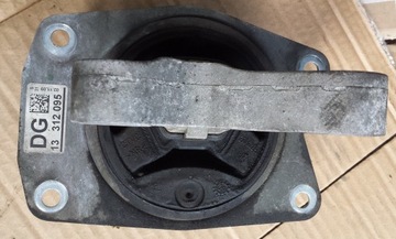 фото thumb №1, Opel insignia лапи подушка двигуна 13312095