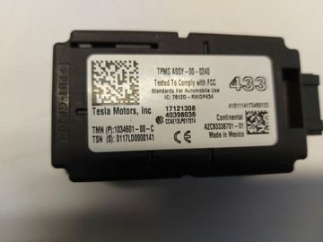 фото thumb №2, Tesla модель s рестайлинг модуль колёса шины tpms считыватель 1034601-00-c