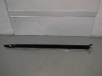 фото thumb №1, Молдинг стекло лобовое правая peugeot 5008 ii