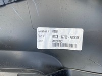 фото thumb №15, Бампер решётка радиатора vw amarok ii 2022- w цвет lc9x камера kompletny jak новый