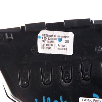 фото thumb №11, Mercedes w204 решётка воздуховод впуск воздуха средство a2048308454