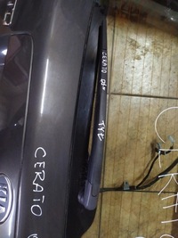 фото thumb №1, Важіль двірники задня kia cerato 1.5crdi 05'