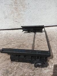 фото thumb №9, Bmw f07 f10 основание кронштейн радиатора 7804617