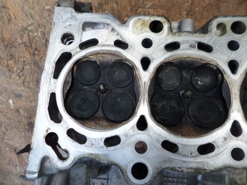 фото thumb №7, Головка двигателя клапанов toyota yaris 1nr 1.33 auris corolla 1 номер