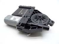 фото thumb №10, Моторчик двигатель стекло правый перед передний volvo s90 ii v90 xc90 31674756