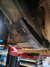 фото thumb №11, Ремкомплект підсилювач лонжерон bmw e36 кронштейн tulei важеля swagier