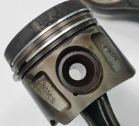 Поршень + шатун jeep grand cherokee iii wh 3.0 crd 8340e в Украине, фото thumb