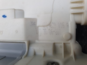 фото thumb №5, Audi a3 a6 замок дверь правые зад 4f0839016a 9 pin