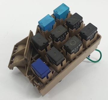 фото thumb №1, Коробка запобіжників mazda rx-8 1.3 rb101300n