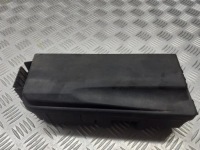 фото thumb №1, Коробка запобіжників opel vectra c 1.8 13241892